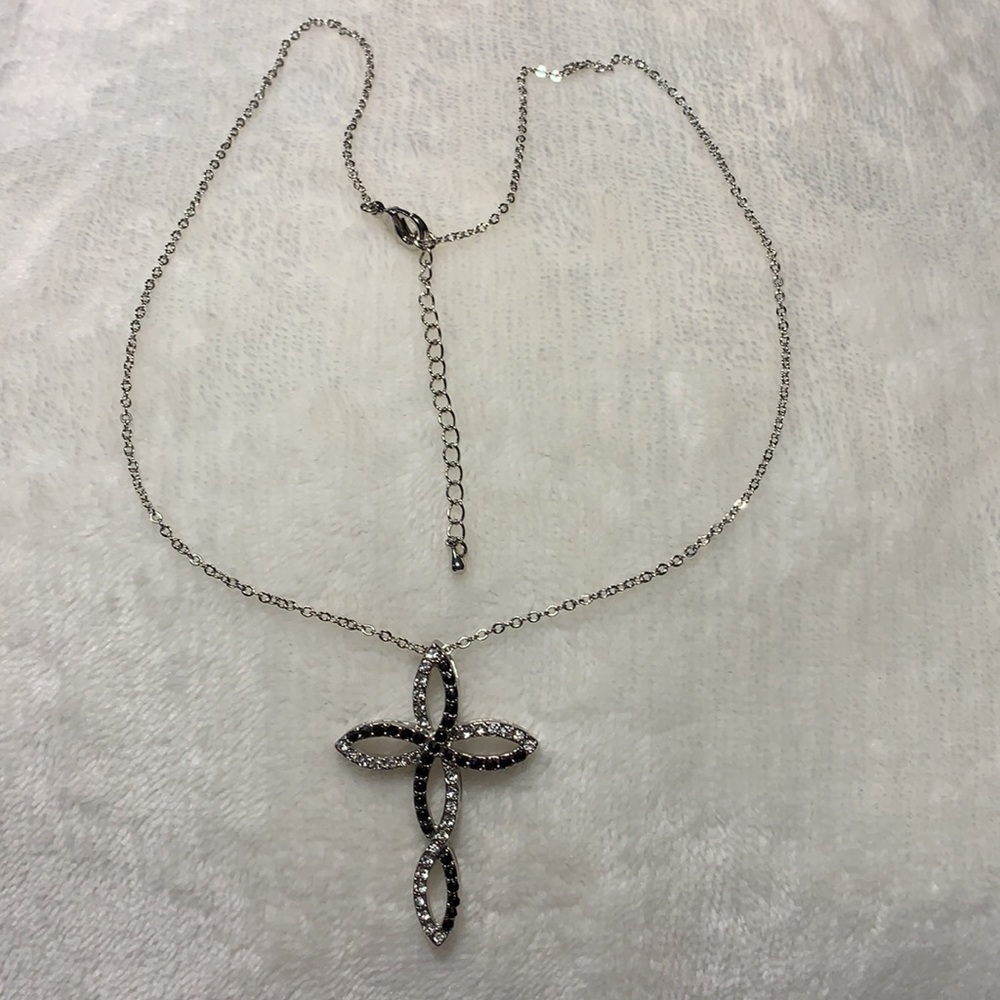 Beautiful silver tone necklace with black and clear stones on cross - Picture 4 of 16